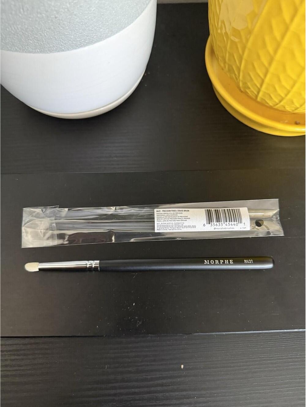 MORPHE Precision Pencil‎ Crease Brush #M431 NEW